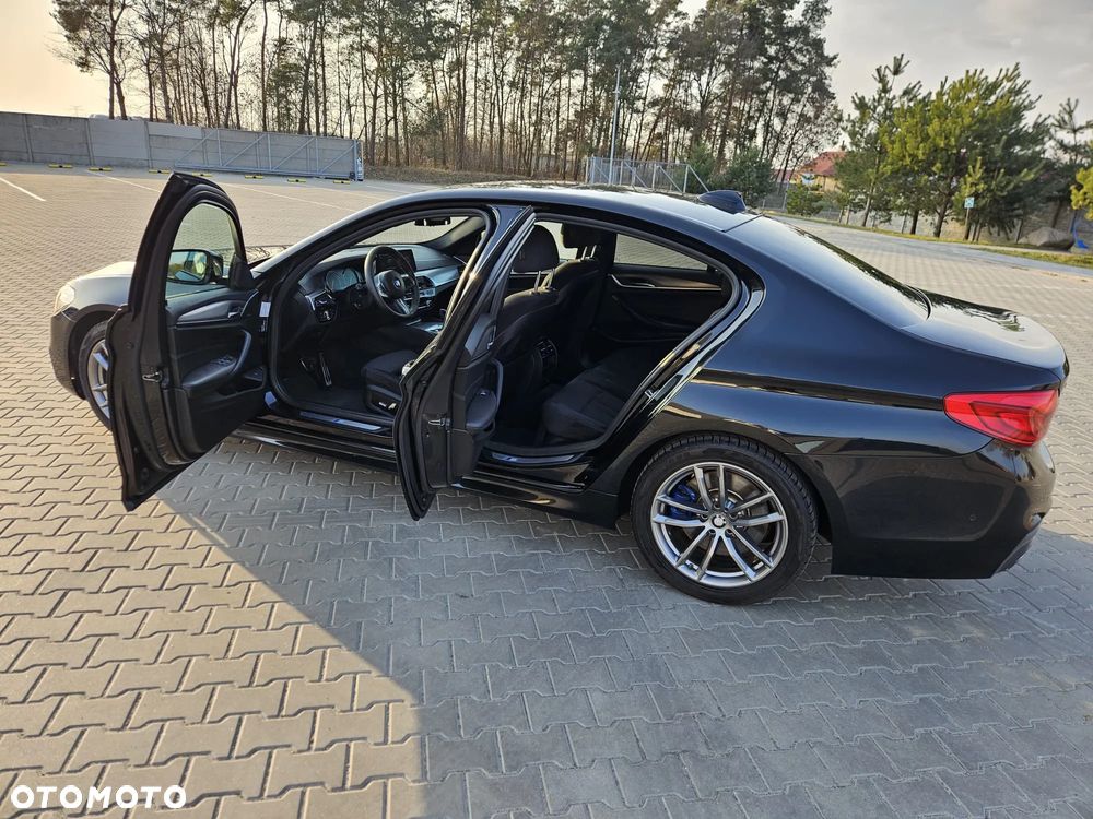 BMW Seria 5 530i xDrive M Sport sport - 9