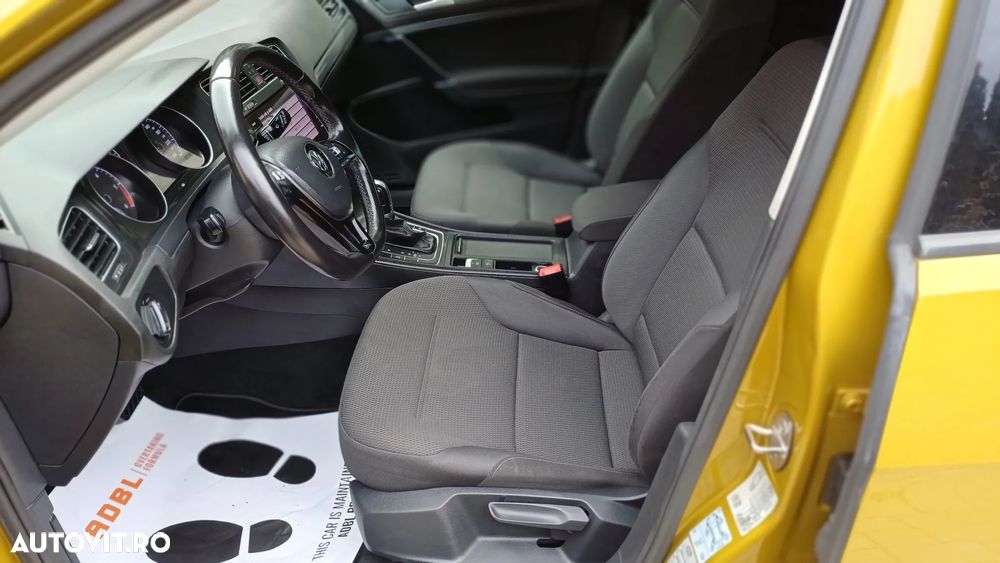 Volkswagen Golf 1.6 TDI SCR DSG Comfortline - 8