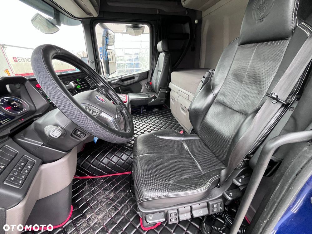Scania Scania 6x2/4 oś skrętna i podnoszona 24, 23 euro palety 9,4 długości ASO DO KOŃCA DŁUGI IZOTERMA - 16