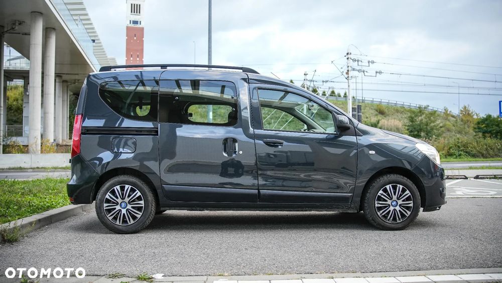 Dacia Dokker - 5