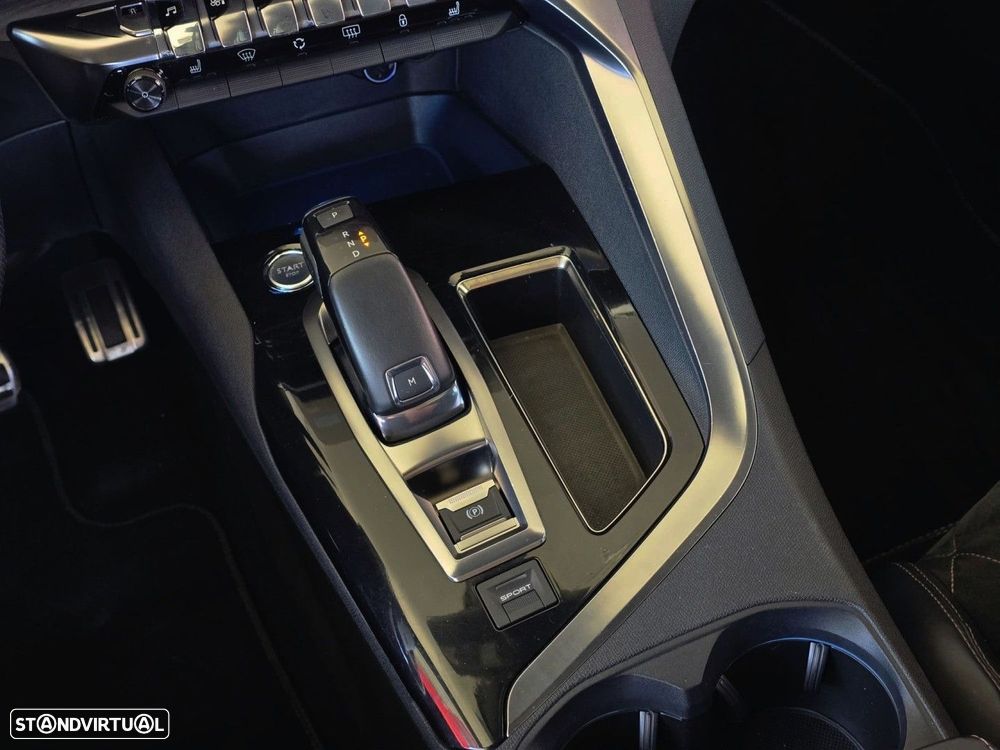 Peugeot 3008 2.0 BlueHDi GT EAT8 - 11