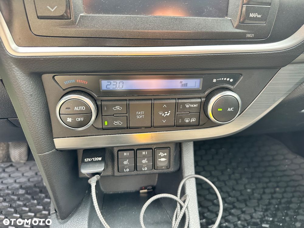 Toyota Auris 1.4 D-4D Business Edition - 8