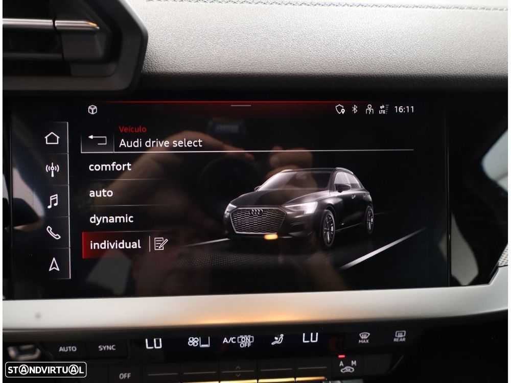 Audi A3 Sportback 30 TFSI S line - 17