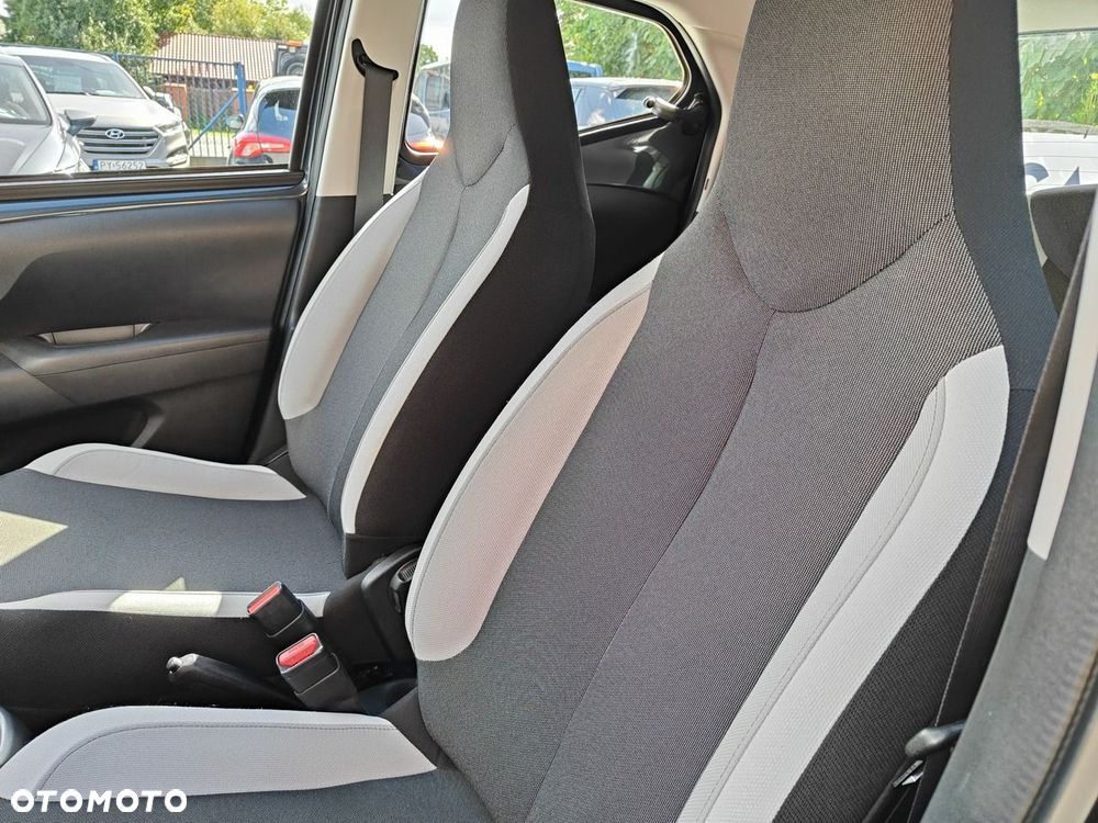 Toyota Aygo - 14