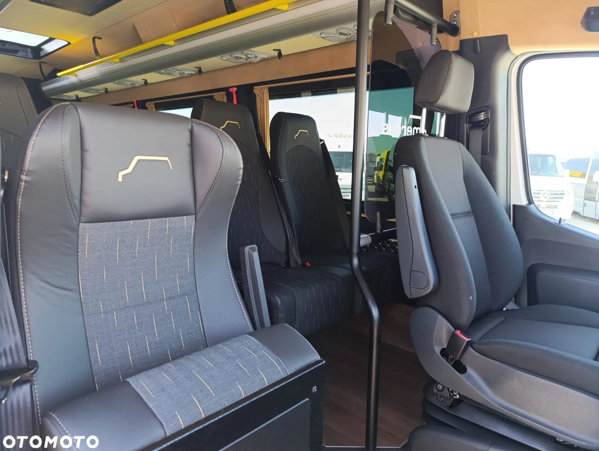 Mercedes-Benz Sprinter 519 - 15