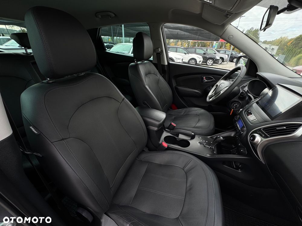 Hyundai ix35 2.0 CRDi 4WD Automatik Style - 27
