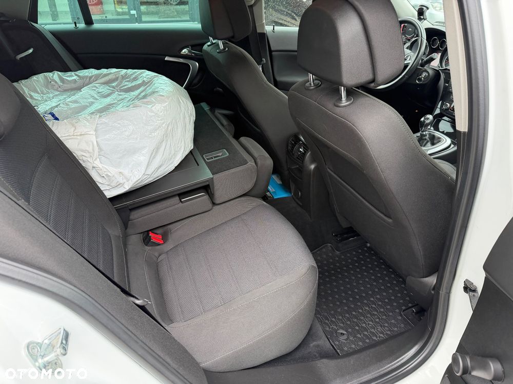 Opel Insignia 2.0 CDTI - 26