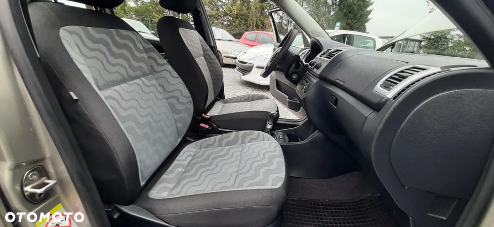 Skoda Roomster - 35