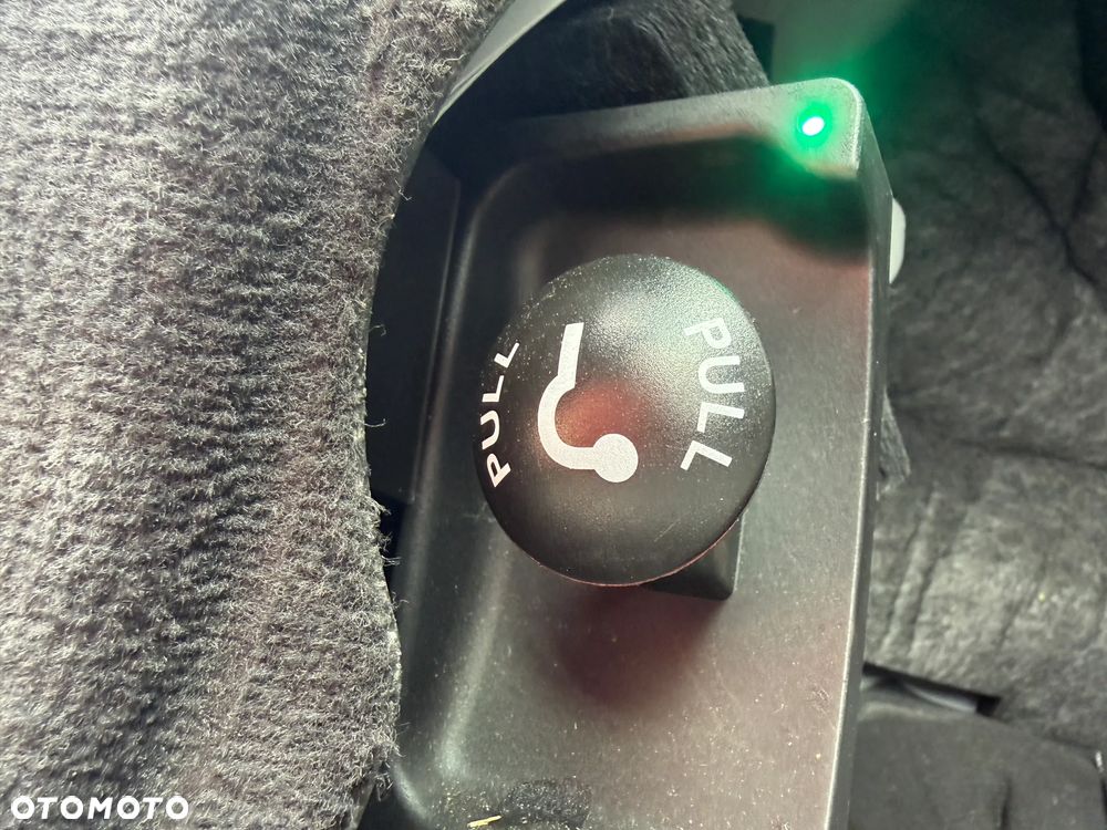 Audi A6 Avant 2.0 TDI Ultra S tronic - 13