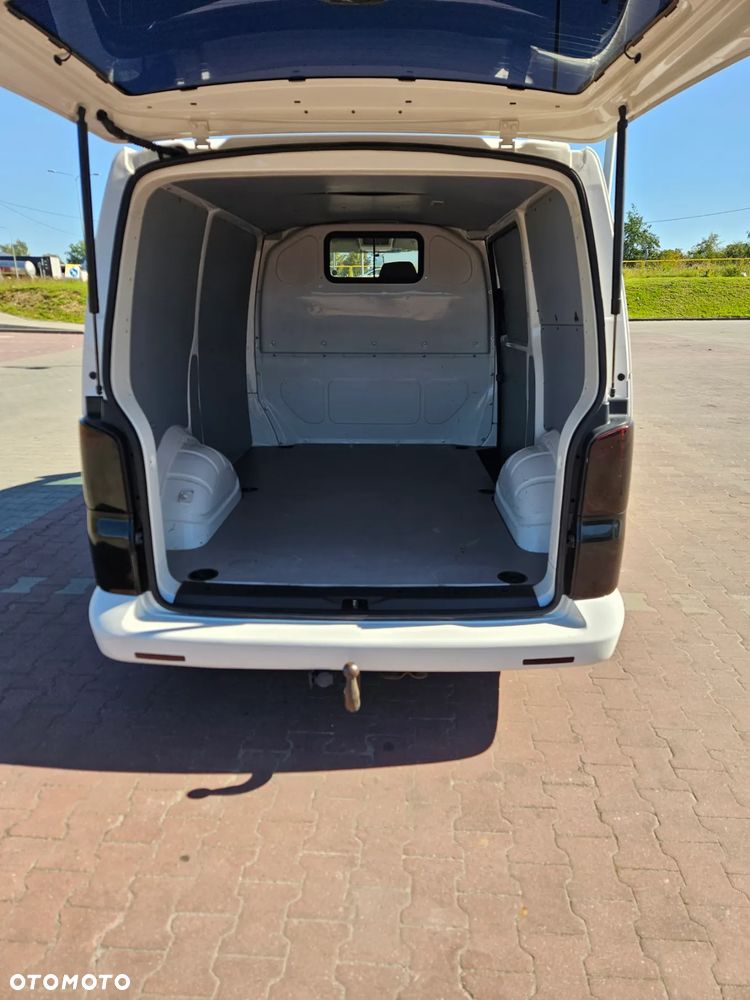 Volkswagen Transporter - 16