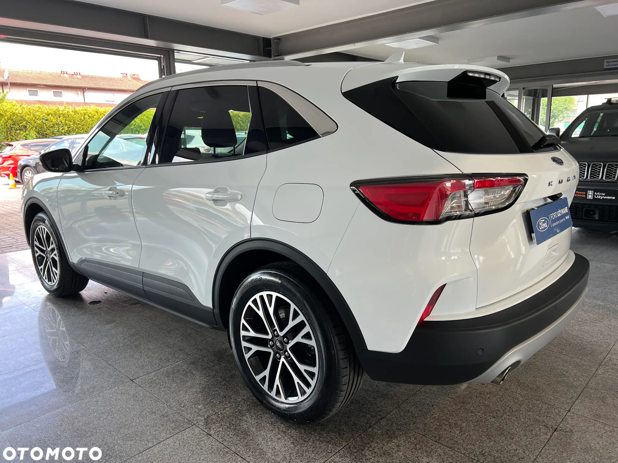 Ford Kuga 1.5 EcoBoost FWD Titanium - 11