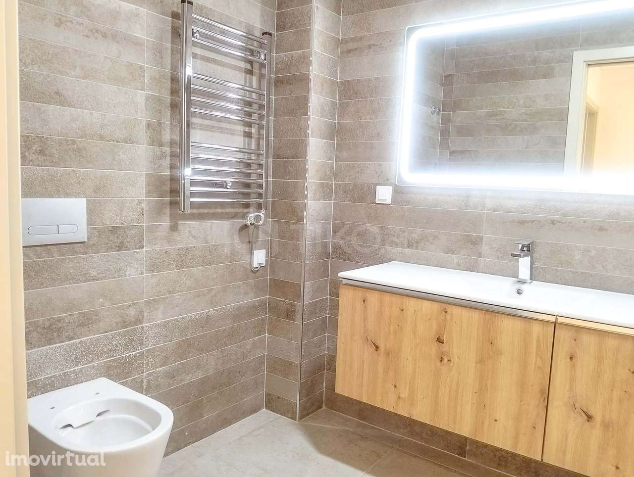 Apartamento T3 com terraço - Oportunidade de viver com conforto, quali - Grande imagem: 3/16