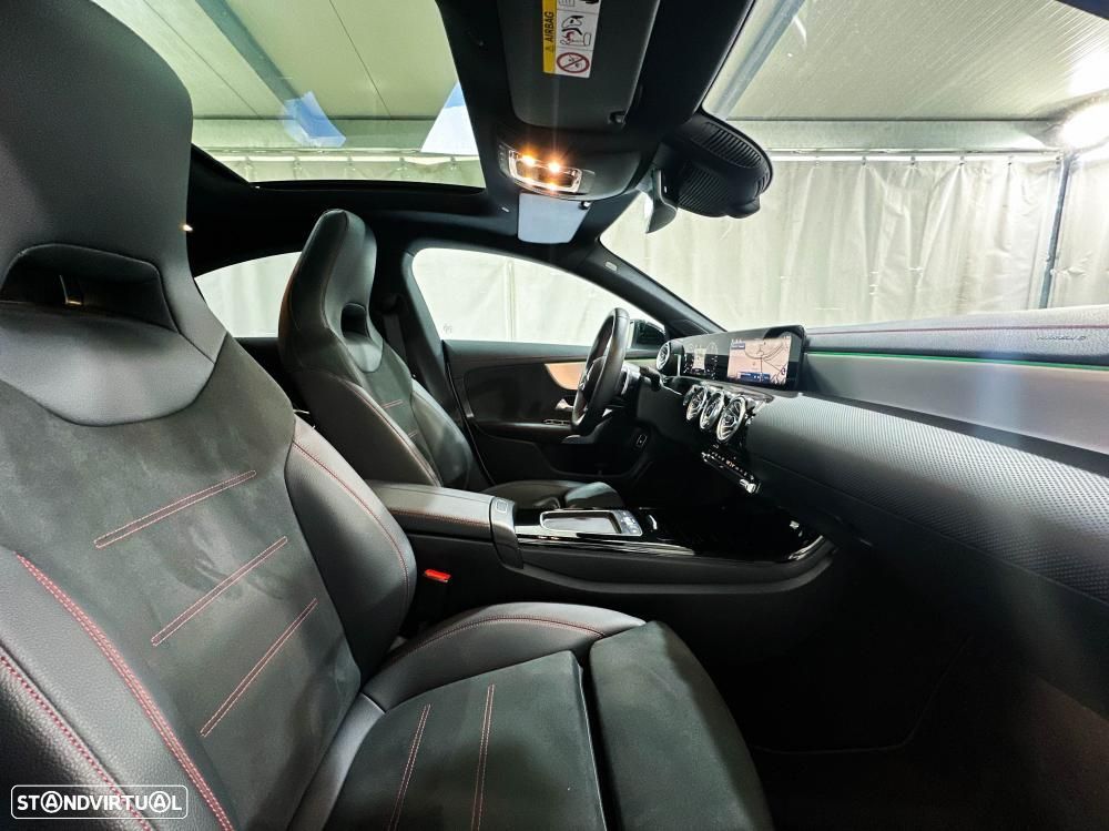 Mercedes-Benz CLA 250 e 8G-DCT AMG Line - 30