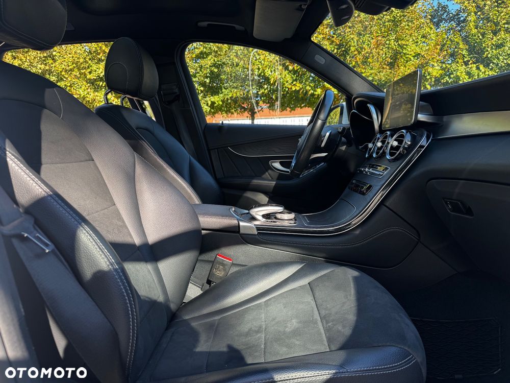 Mercedes-Benz GLC 220 d 4-Matic - 17
