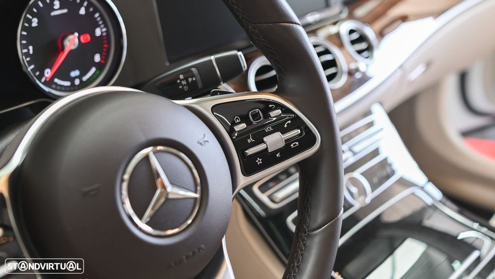 Mercedes-Benz E 300 de 4Matic T 9G-TRONIC Avantgarde - 53