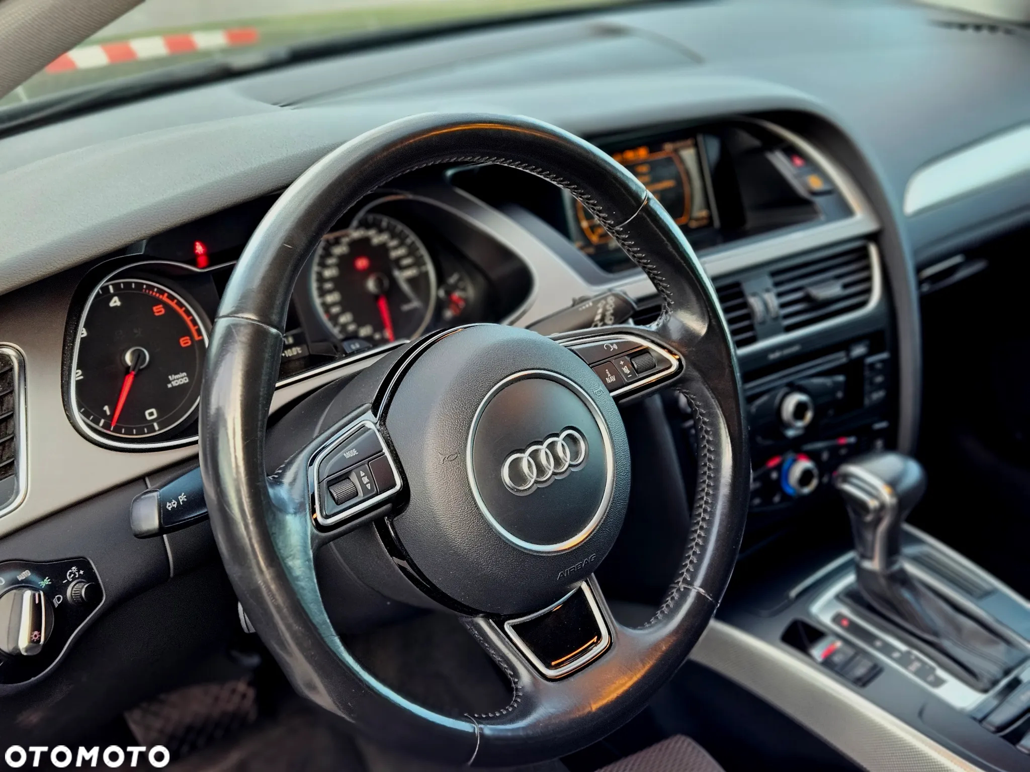 Audi A4 2.0 TDI Quattro S tronic - 12