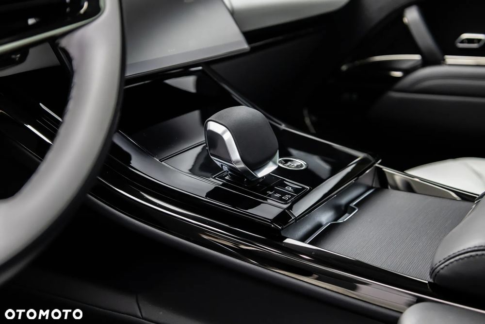 Land Rover Range Rover Sport - 16