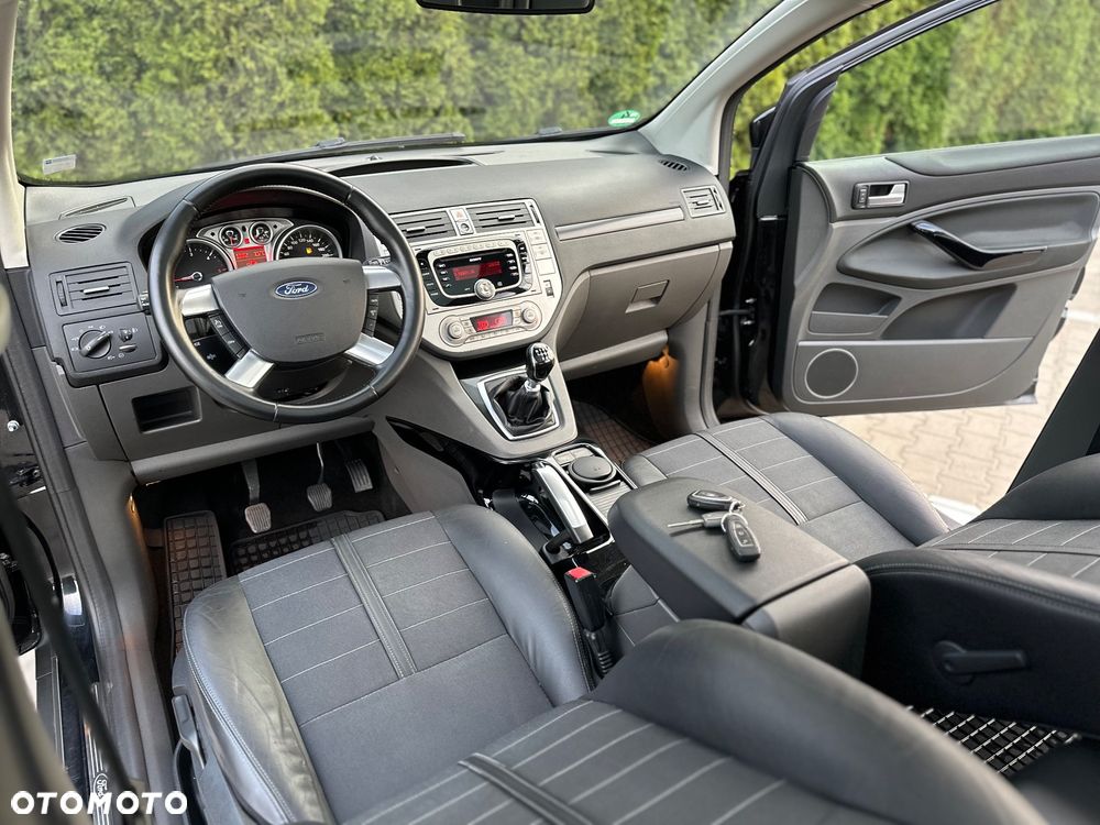 Ford Kuga 2.0 TDCi 4x4 Titanium - 21