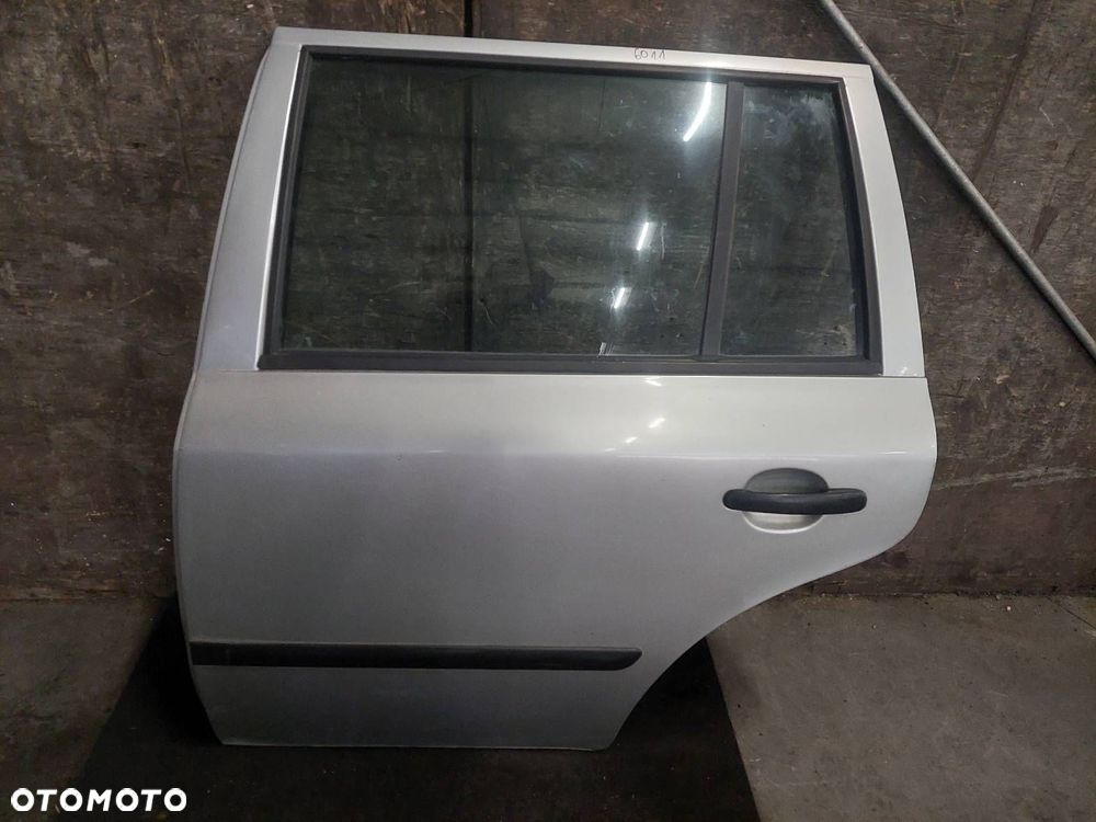 DRZWI KOMPLETNE LEWY TYŁ SKODA OCTAVIA I KOMBI - 1