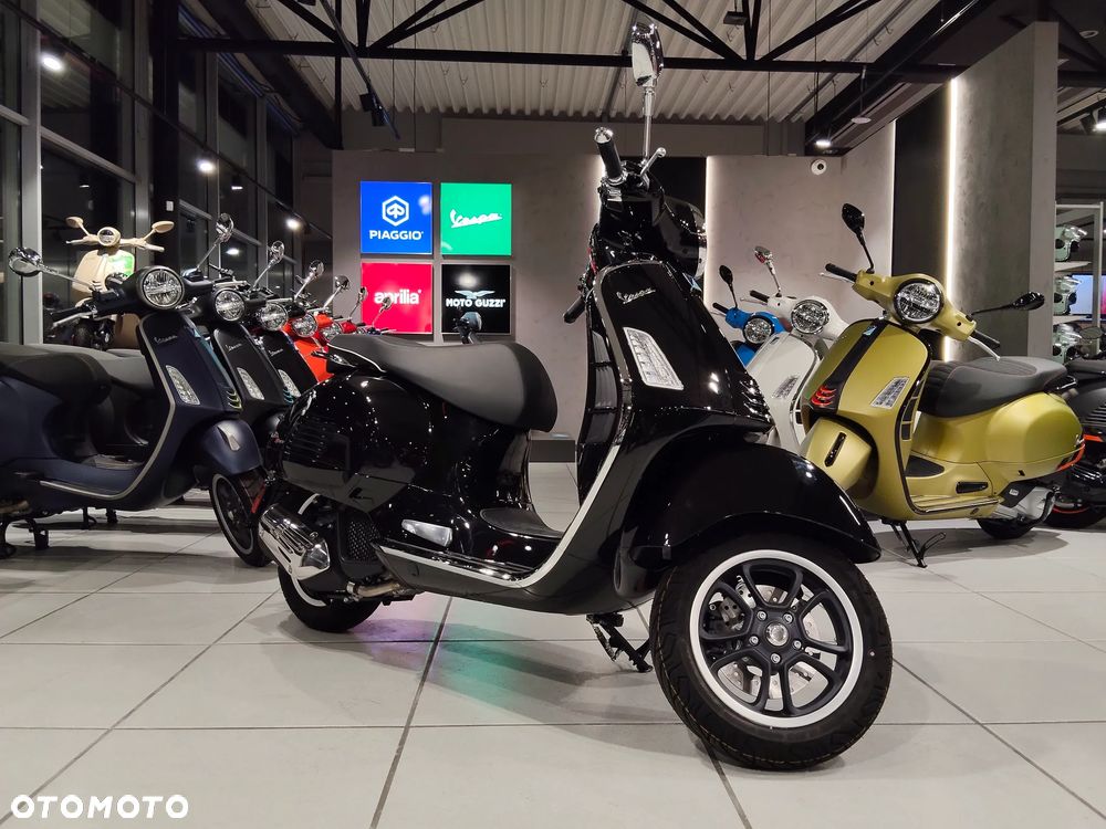 Vespa GTS - 2