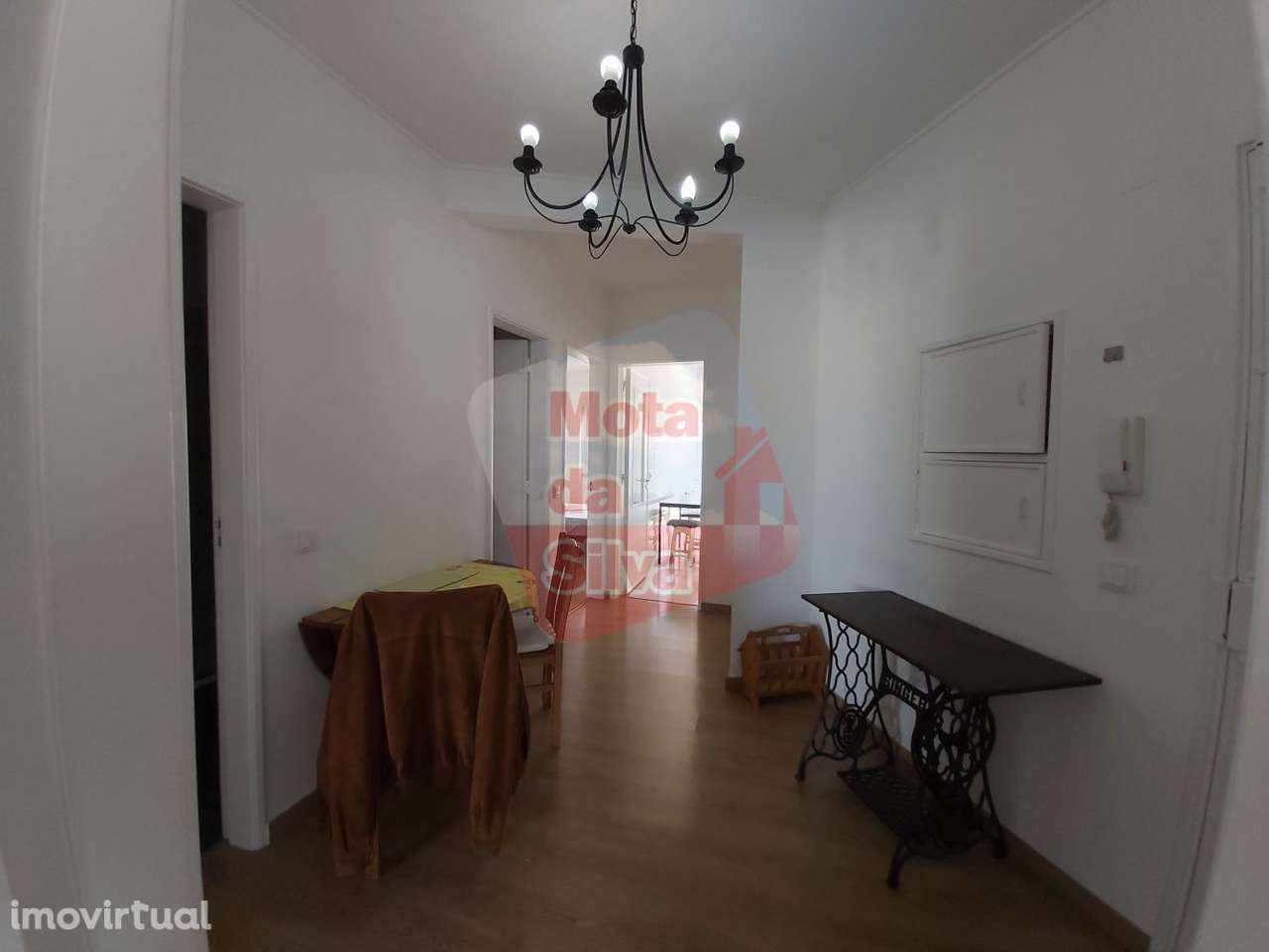 Excelente Apartamento 3 Assoalhadas em Almada - Grande imagem: 3/14