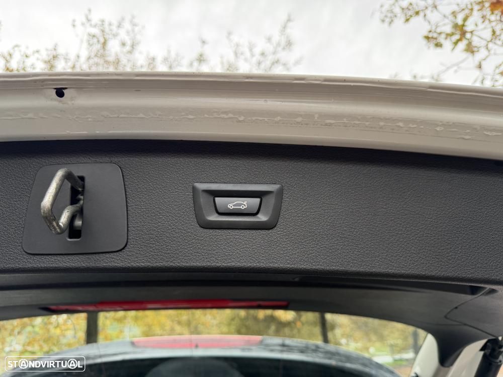 BMW 216 Active Tourer d Advantage Auto - 26