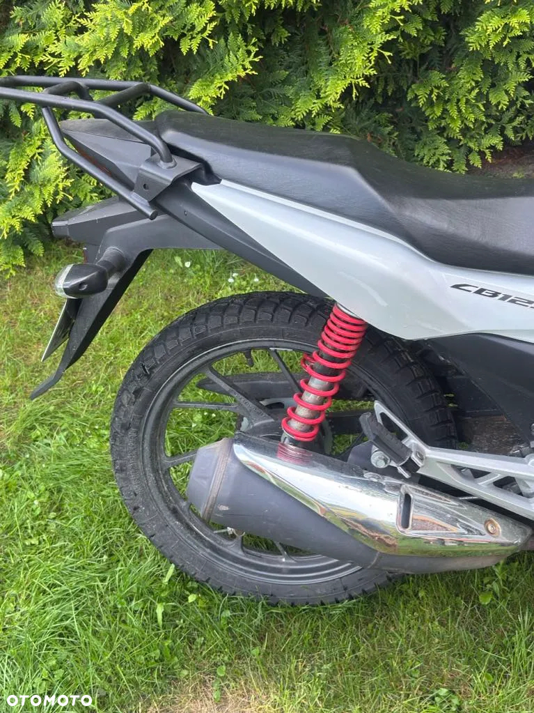 Honda CBF - 2