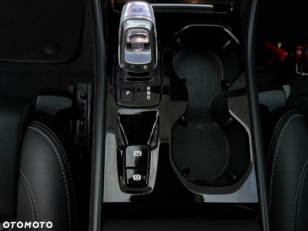 Volvo XC 40 - 7