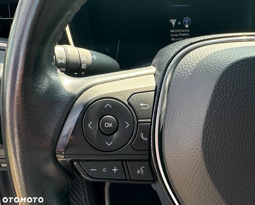 Toyota Corolla 1.8 Hybrid Comfort - 21