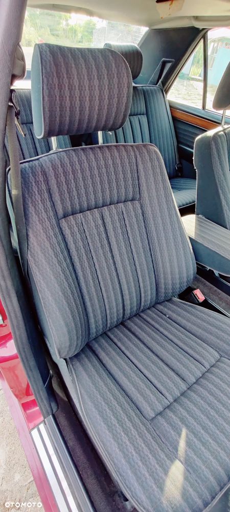 Mercedes-Benz W124 (1984-1993) - 35