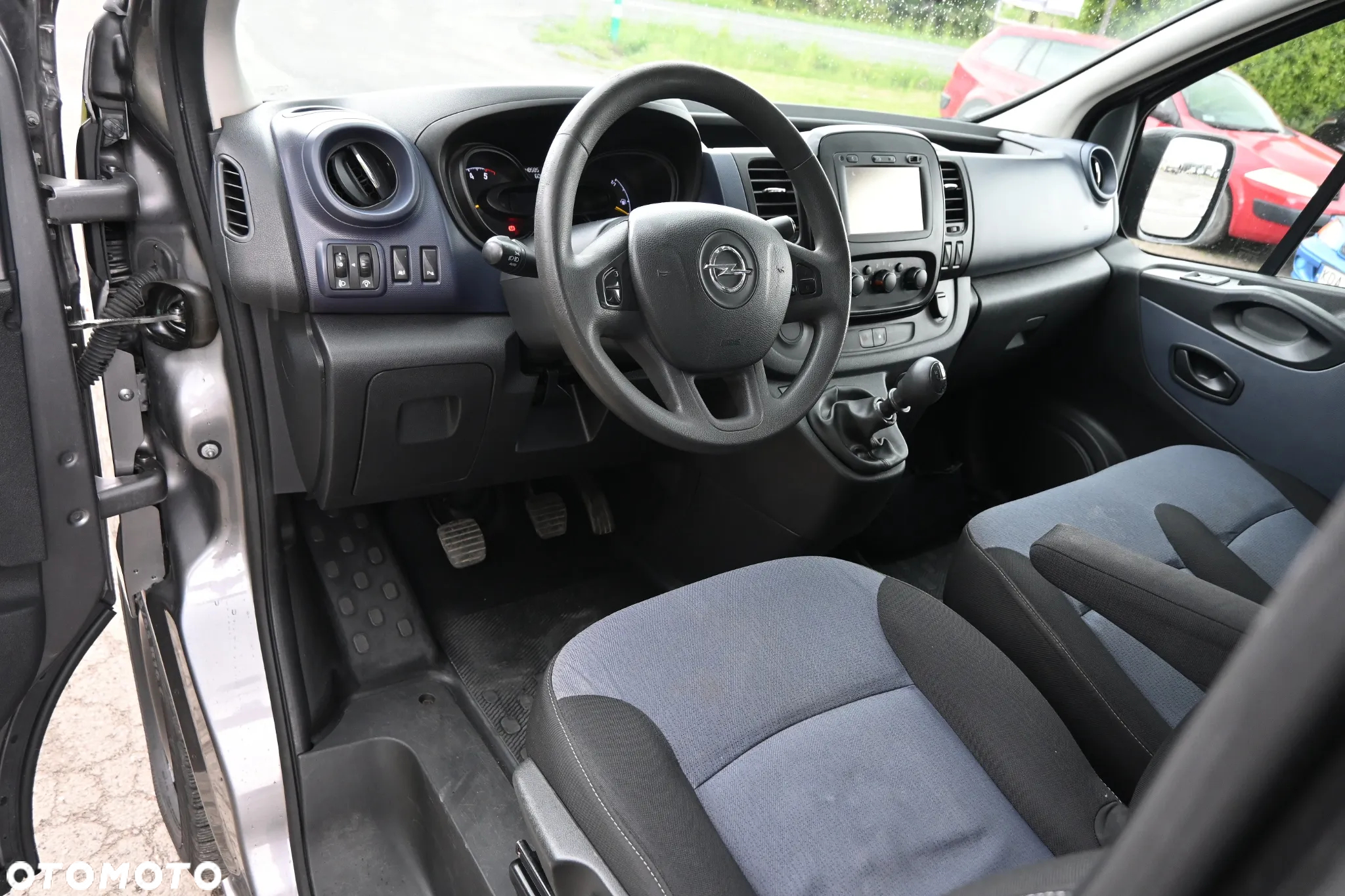 Opel Vivaro L2H1 2,9t Edition - 17