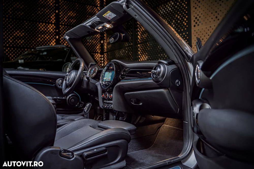 Mini Cooper Aut. Essential Trim - 18