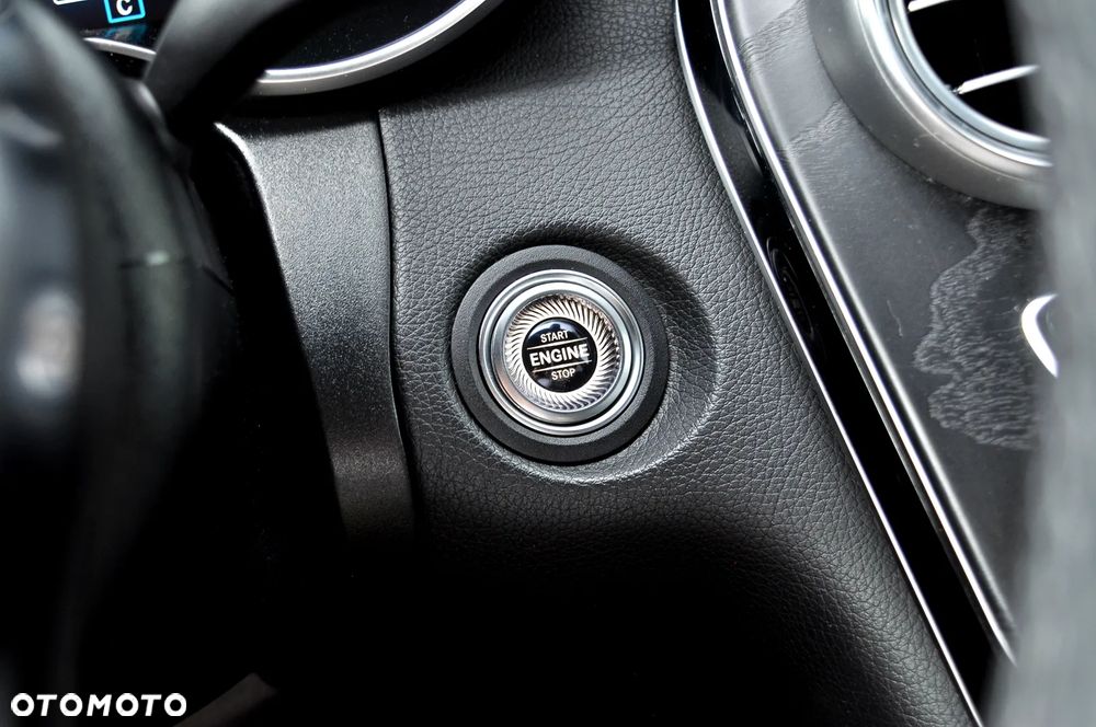 Mercedes-Benz GLC 200 4-Matic - 31