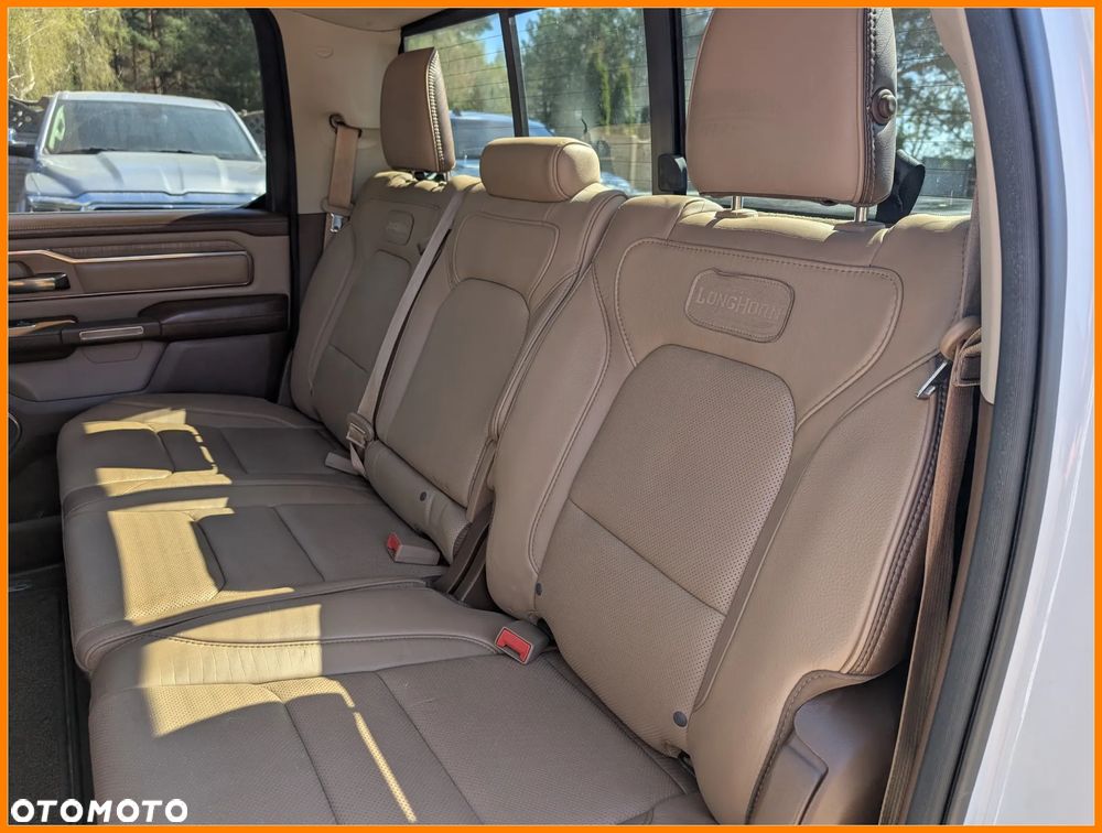 RAM 1500 Crew Cab Longhorn - 17