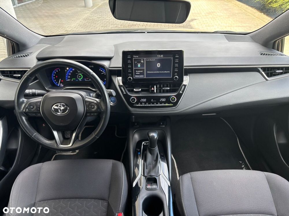 Toyota Corolla - 11