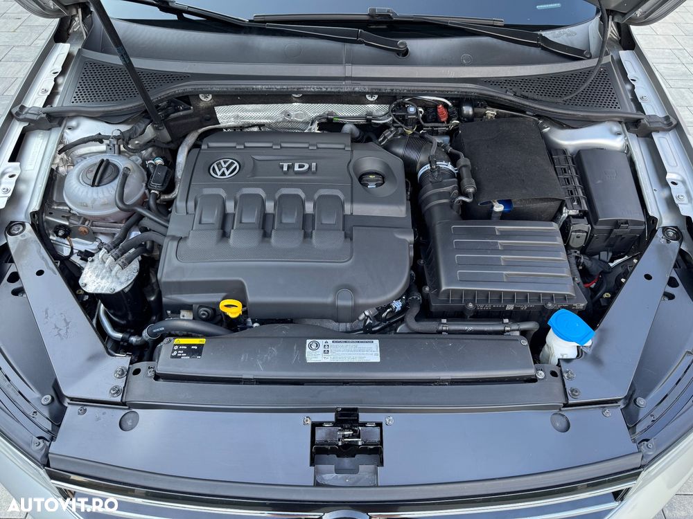 Volkswagen Passat 2.0 TDI DSG Comfortline - 9