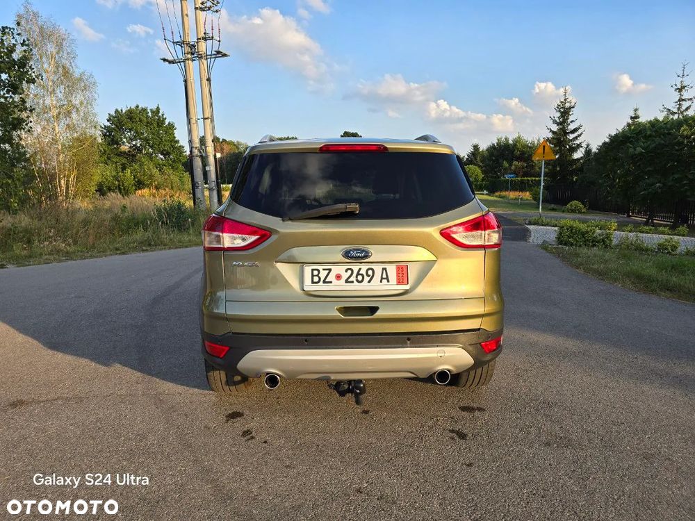 Ford Kuga 2.0 TDCi 4WD Titanium - 4