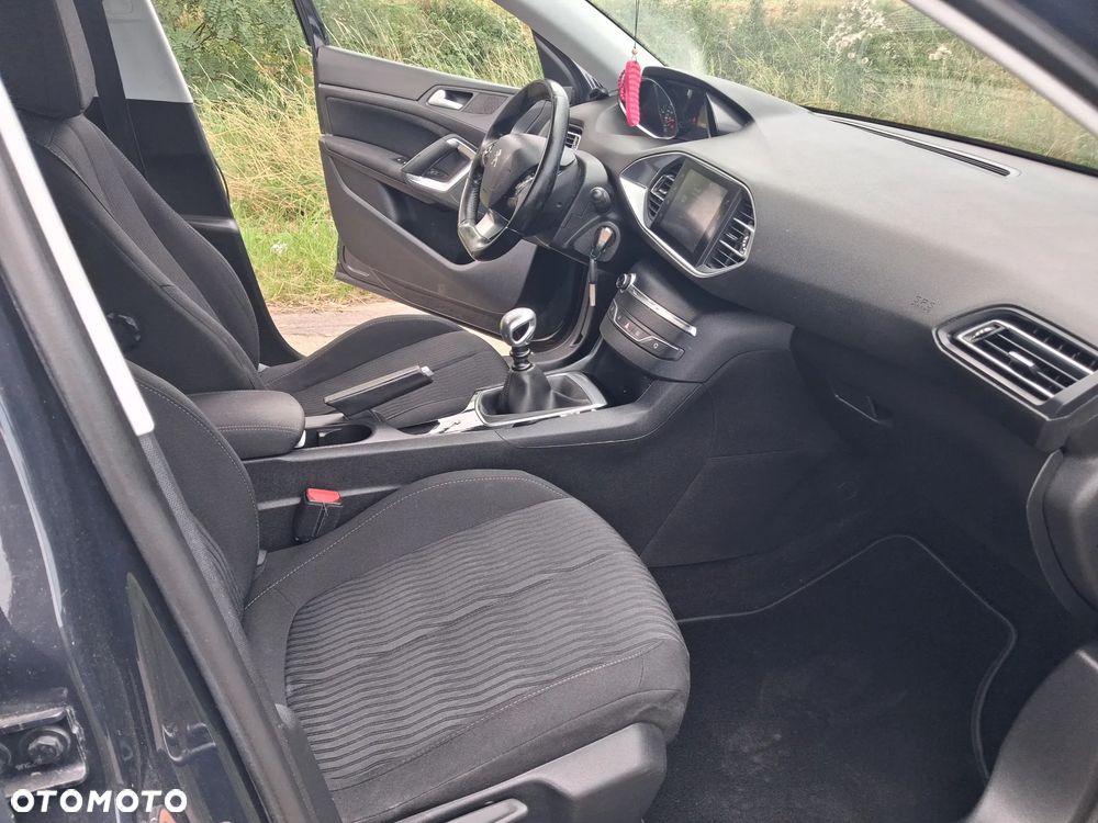 Peugeot 308 BlueHDi FAP 120 Stop&Start Style - 9