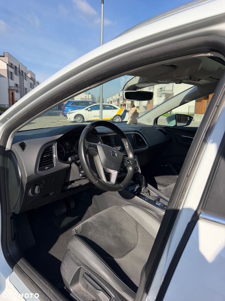 Seat Leon 2.0 TDI Xcellence S&S DSG - 14