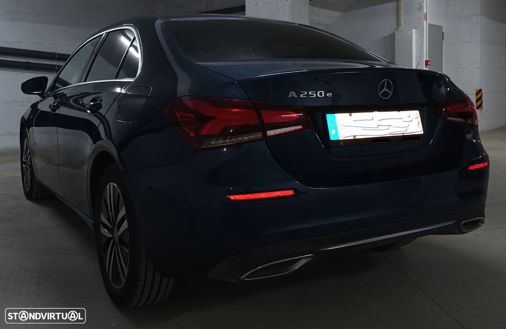 Mercedes-Benz A 250 Limousine e Style Plus - 5