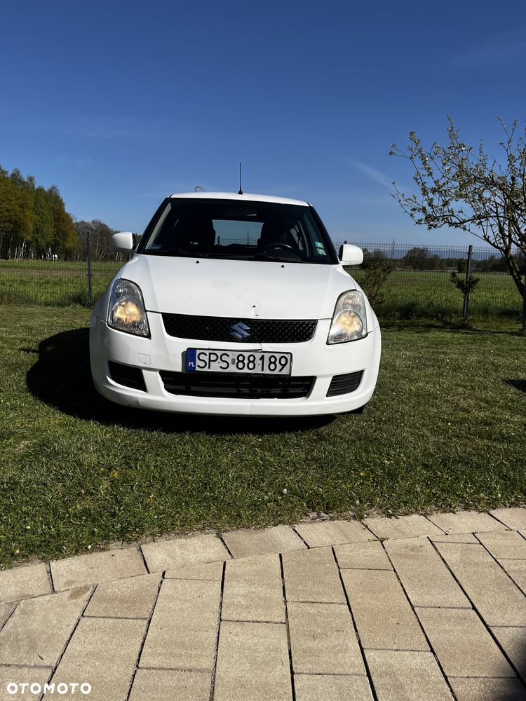Suzuki Swift 1.3 Classic - 1