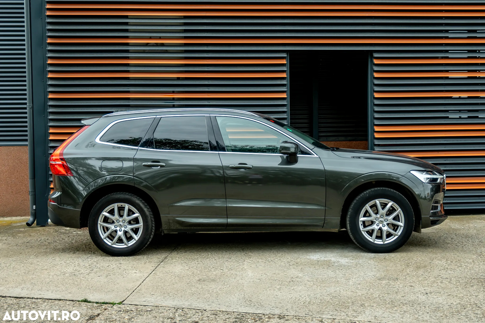 Volvo XC 60 T8 Twin Engine AWD Geartronic Inscription - 9