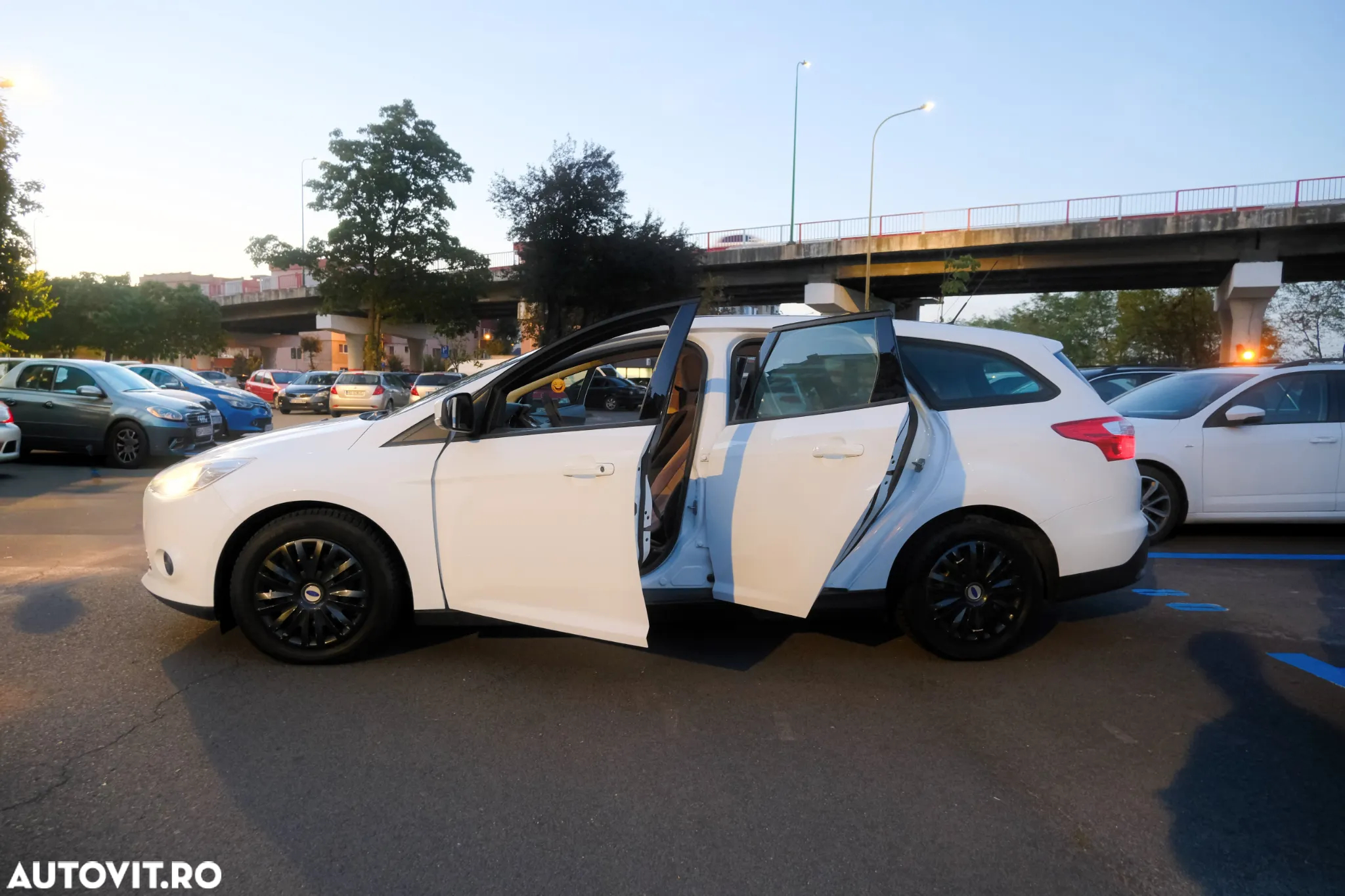 Ford Focus 1.6 TDCI DPF Trend - 3