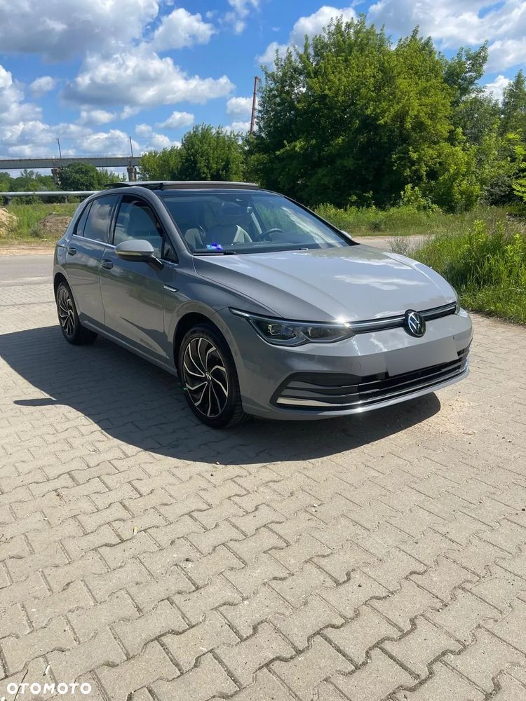Volkswagen Golf 1.5 TSI EVO Style - 1