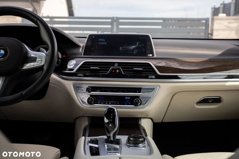 BMW Seria 7 730d - 38