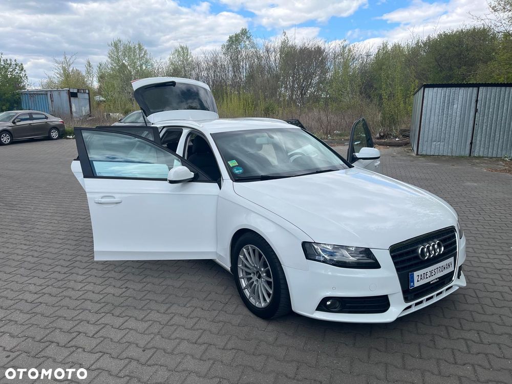 Audi A4 Avant 2.0 TDI DPF Ambition - 22