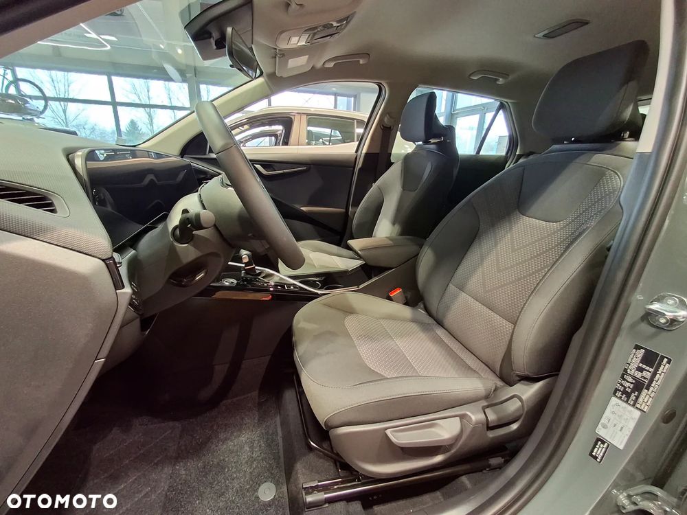 Kia Niro 1.6 GDI Hybrid M - 12