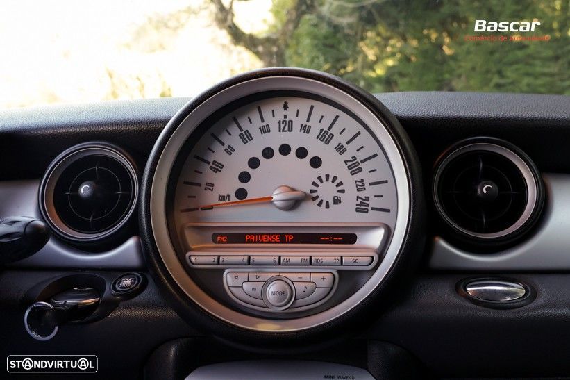 MINI 3 Portas Cooper D - 27