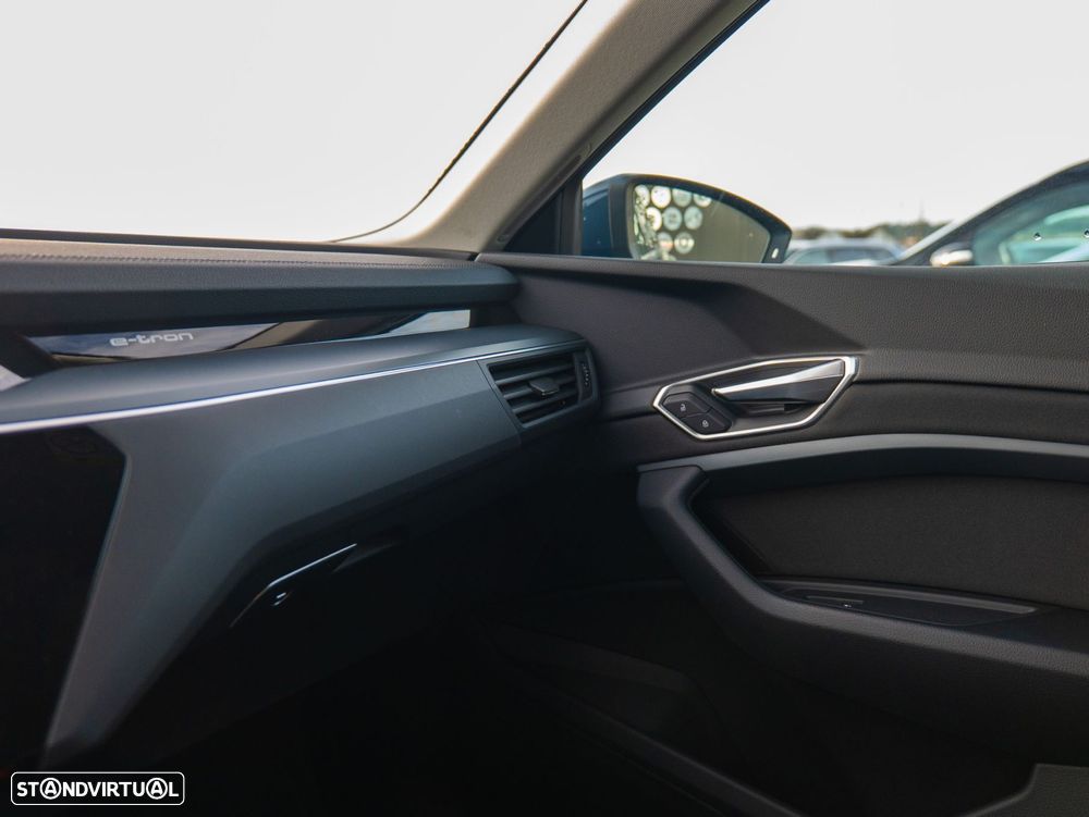 Audi Q8 e-Tron Sportback 55 quattro Advanced - 18