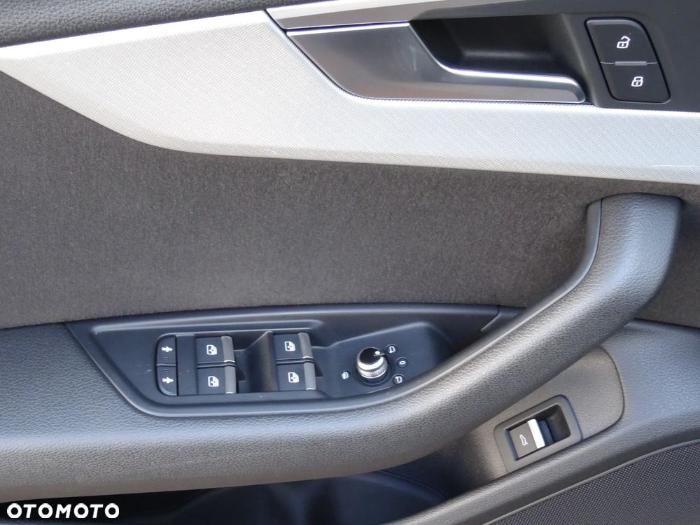 Audi A4 Allroad 2.0 TDI Quattro S tronic - 27